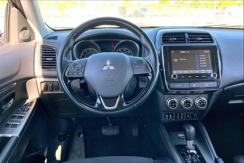 2024 Mitsubishi Outlander Sport SE