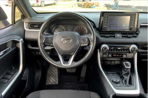 2022 Toyota RAV4 Hybrid SE