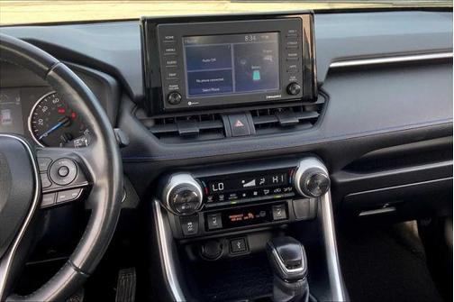 2022 Toyota RAV4 Hybrid SE