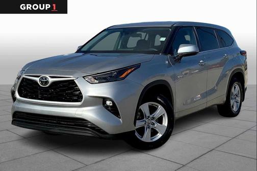 2024 Toyota Highlander LE