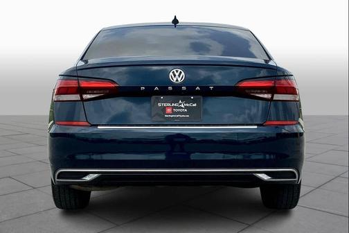 2022 Volkswagen Passat 2.0T SE