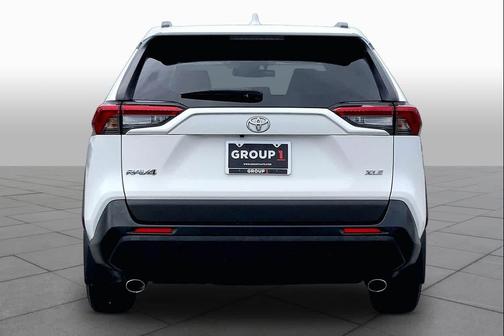 ICE CAP 2021 Toyota RAV4 XLE Premium