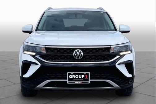 Pure White 2022 Volkswagen Taos 1.5T SE