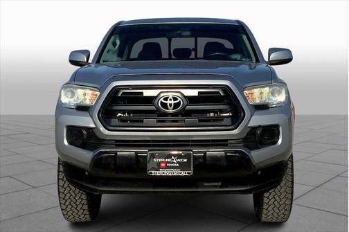 2016 Toyota Tacoma SR