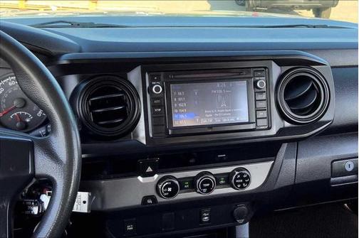2016 Toyota Tacoma SR