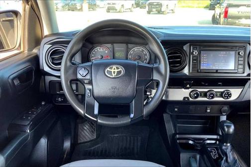 2016 Toyota Tacoma SR