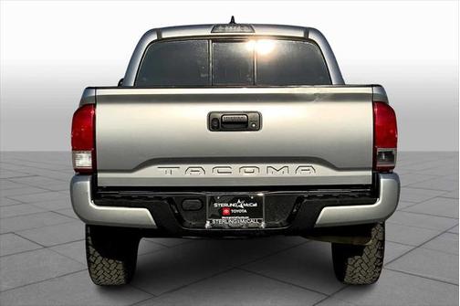 2016 Toyota Tacoma SR