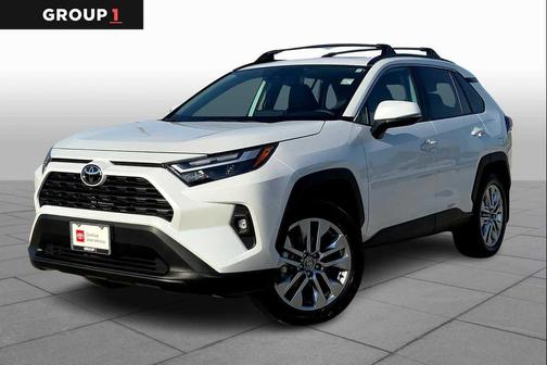 2025 Toyota RAV4 XLE Premium