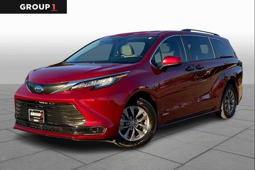 2021 Toyota Sienna LE