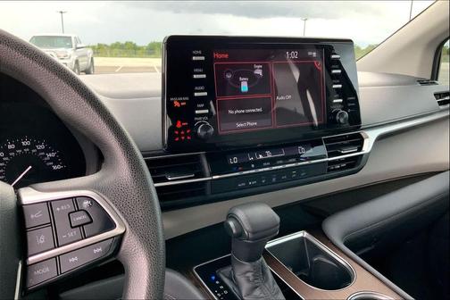 2021 Toyota Sienna LE