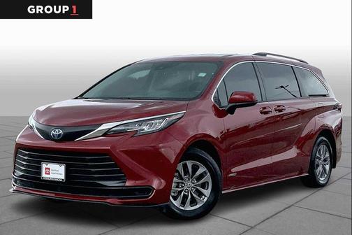2021 Toyota Sienna LE