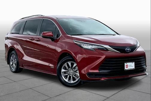 2021 Toyota Sienna LE