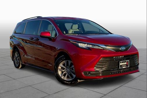 2021 Toyota Sienna LE