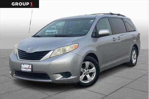 2014 Toyota Sienna LE