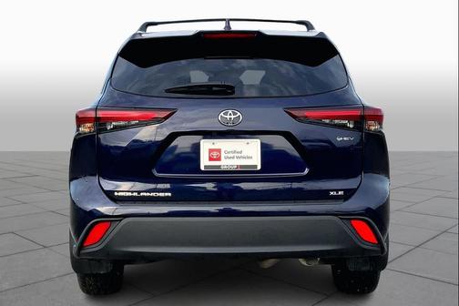 2025 Toyota Highlander Hybrid XLE
