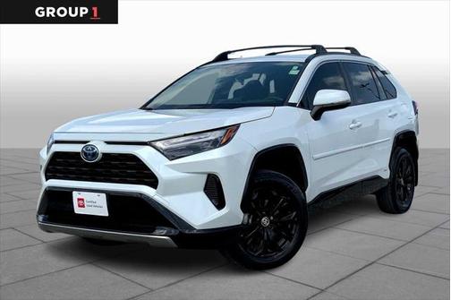 2024 Toyota RAV4 Hybrid SE