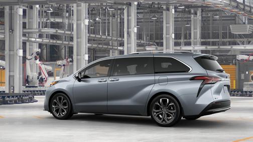 2025 Toyota Sienna Platinum 7 Passenger