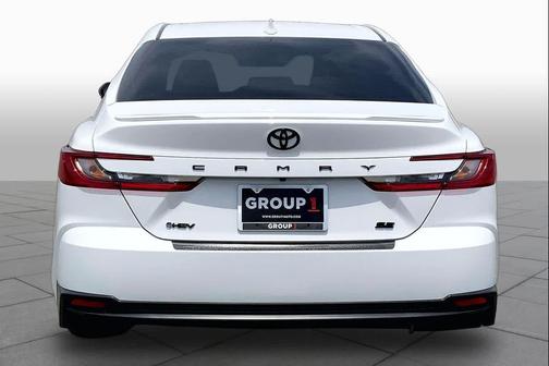 Ice Cap 2025 Toyota Camry SE