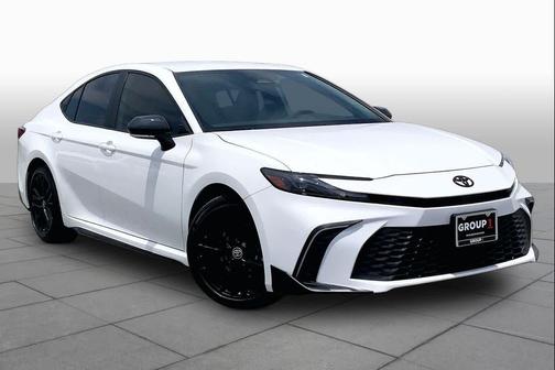 Ice Cap 2025 Toyota Camry SE