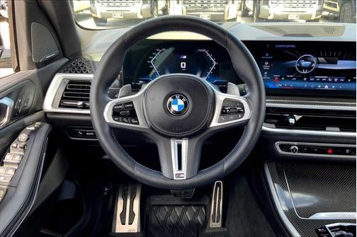 2024 BMW X5 M60i
