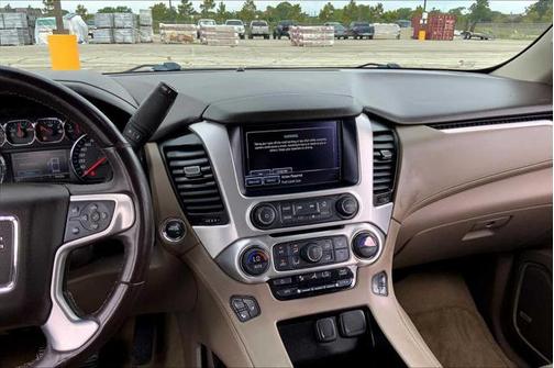 2017 GMC Yukon SLT