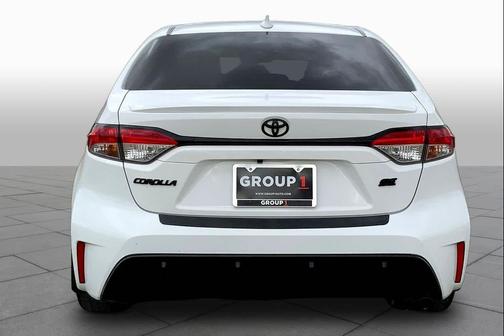 Ice Cap 2024 Toyota Corolla SE