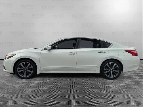 2016 Nissan Altima 2.5 SR