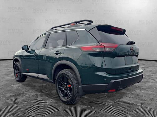 Obsidian Green 2026 Nissan Rogue Rock Creek