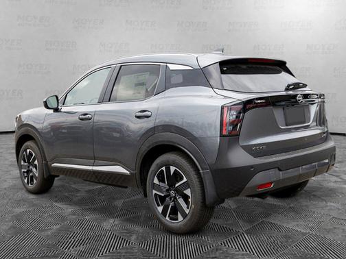 Gun Metallic 2026 Nissan Kicks SV