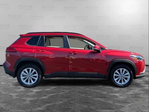 2022 Toyota Corolla Cross LE