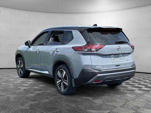 2022 Nissan Rogue SL