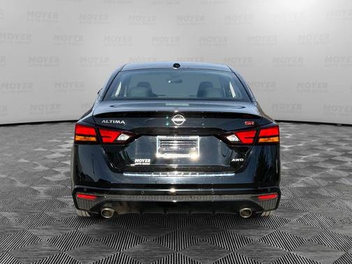 2023 Nissan Altima SR Intelligent AWD