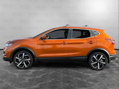 2022 Nissan Rogue Sport SL