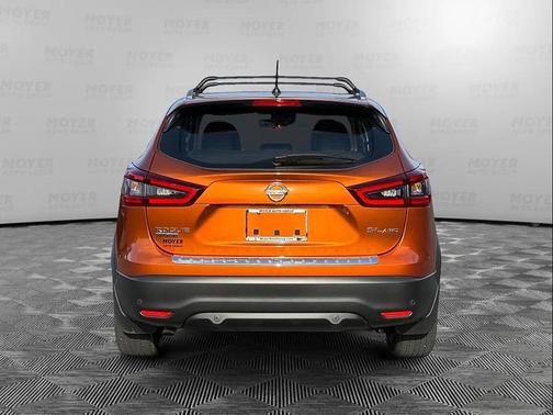 2022 Nissan Rogue Sport SL
