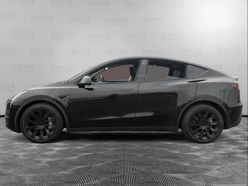 2023 Tesla Model Y Long Range Dual Motor All-Wheel Drive