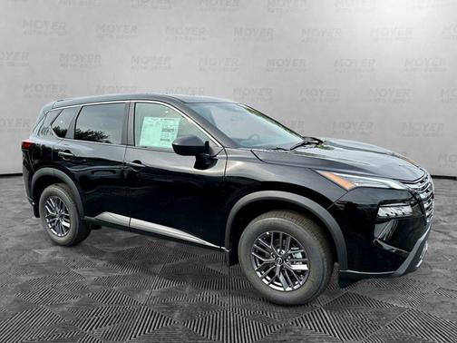 Super Black 2026 Nissan Rogue S