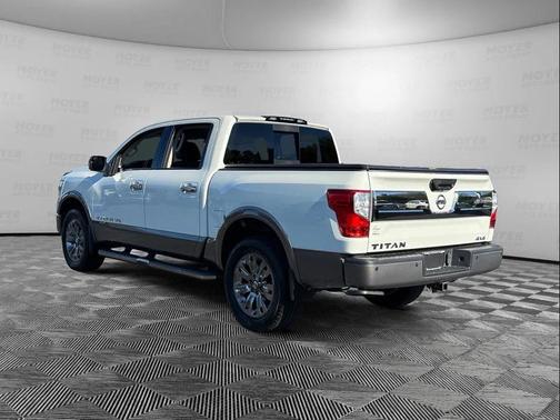 2019 Nissan Titan Platinum Reserve