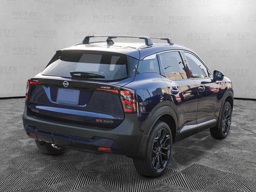 Deep Blue Pearl 2026 Nissan Kicks SR