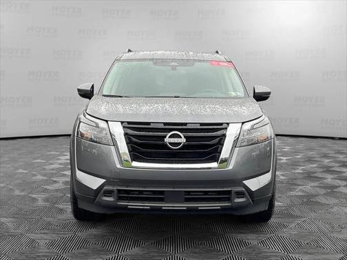 2024 Nissan Pathfinder SV 4WD
