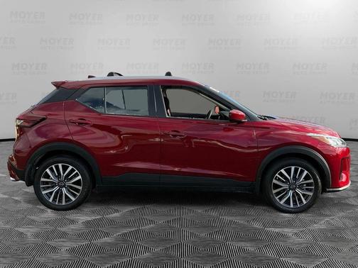 2023 Nissan Kicks SV