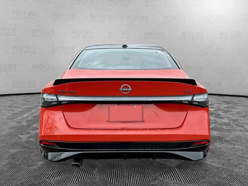 Energetic Ember/Super Black 2026 Nissan Sentra SR