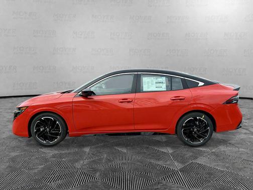 Energetic Ember/Super Black 2026 Nissan Sentra SR