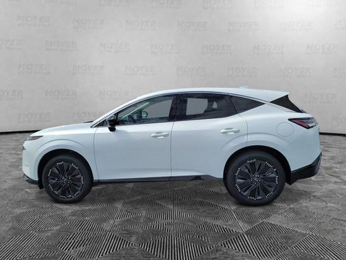 Everest White Pearl Tricoat 2026 Nissan Murano Platinum