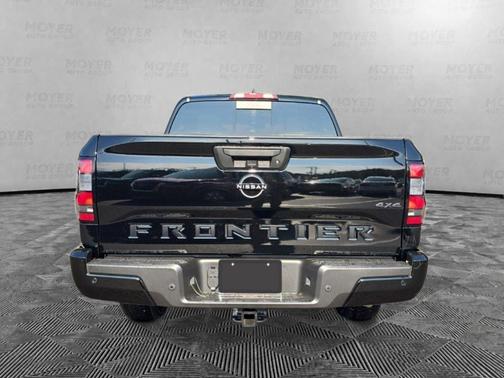 Super Black 2026 Nissan Frontier SV