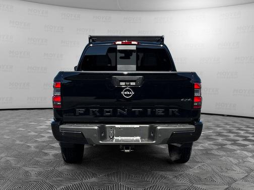 Super Black 2026 Nissan Frontier SV
