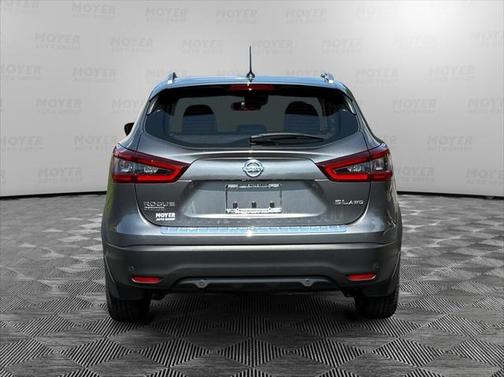 2022 Nissan Rogue Sport SL