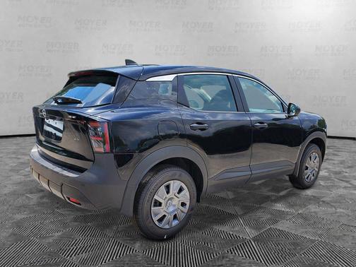 Super Black 2026 Nissan Kicks S