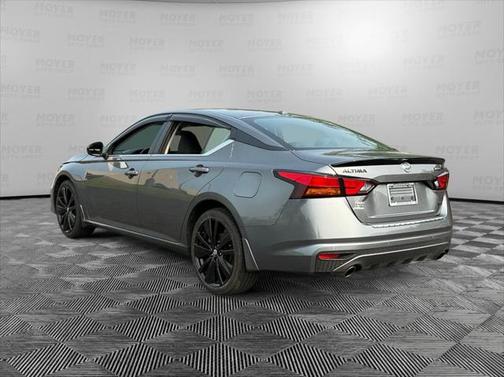 2022 Nissan Altima SR Intelligent AWD