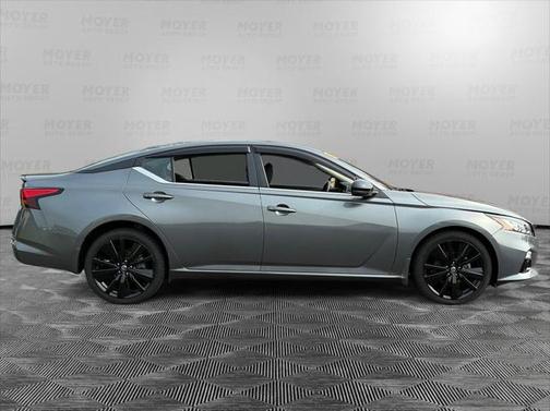 2022 Nissan Altima SR Intelligent AWD