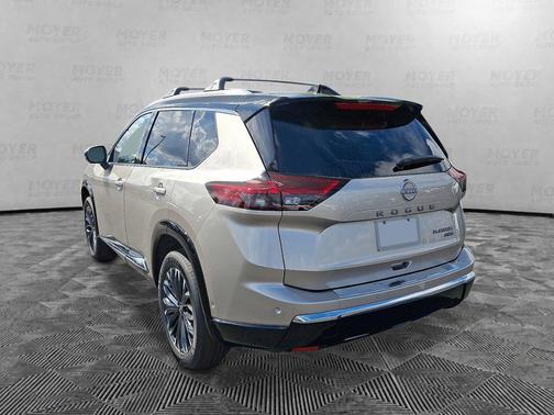 Champagne Silver Metallic/Super Black 2026 Nissan Rogue Platinum
